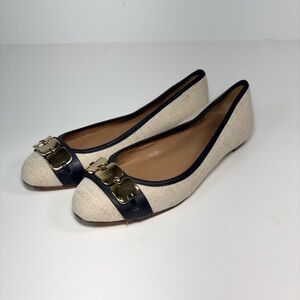 Talbots Beige Woven Ballet Flats Navy Piping Gold Buckle Detailing Size 6.5‎ B